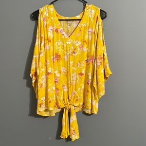 Democracy cold shoulder top small